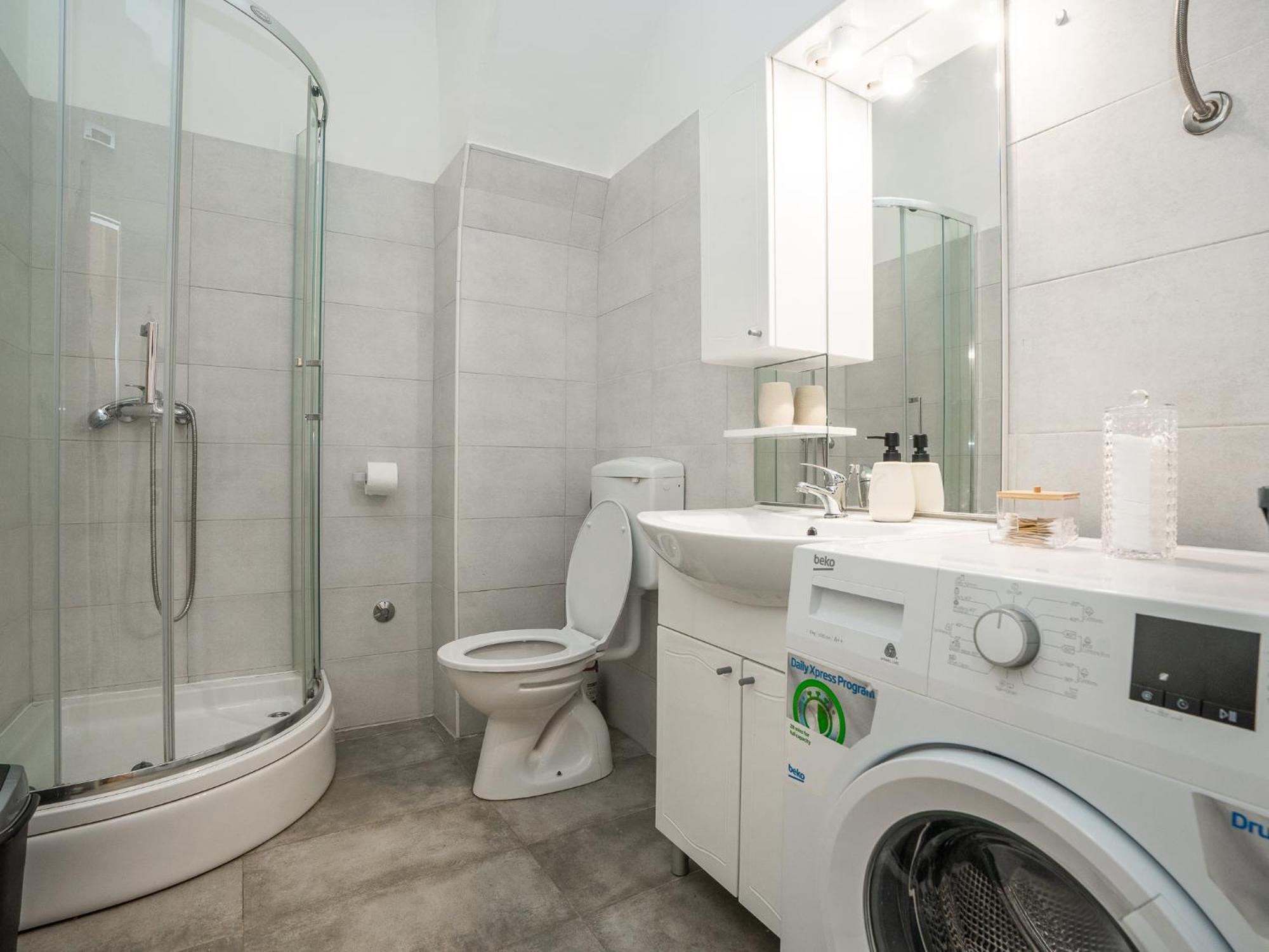 Apartments Lucija & Katia Rijeka Luaran gambar