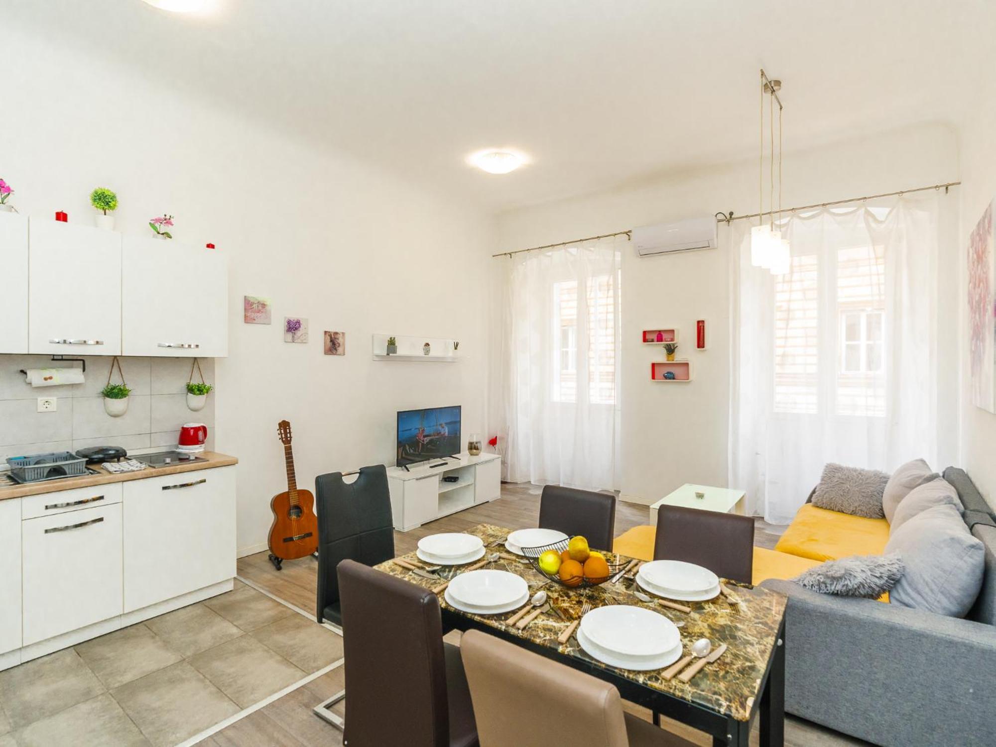 Apartments Lucija & Katia Rijeka Luaran gambar