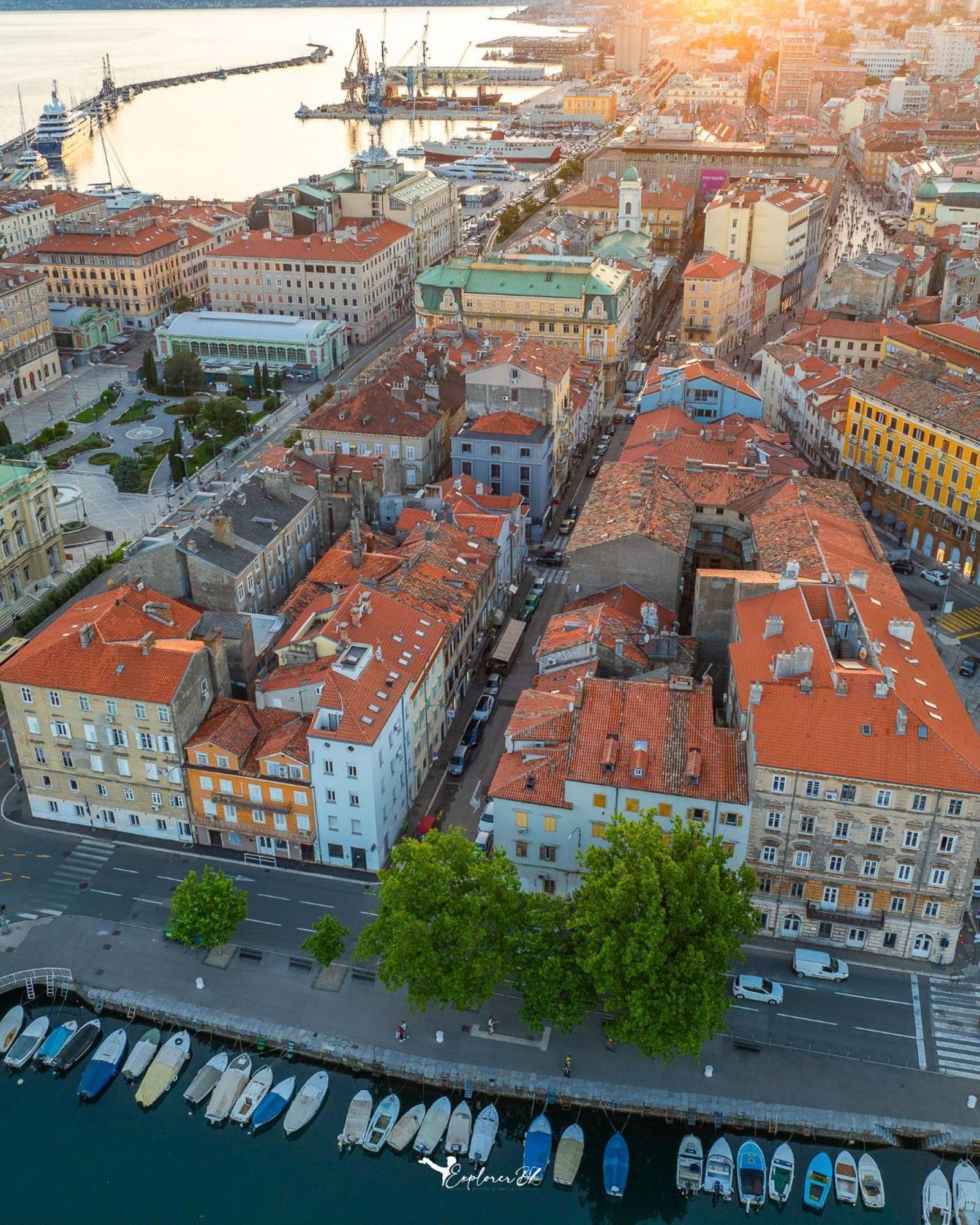 Apartments Lucija & Katia Rijeka Luaran gambar